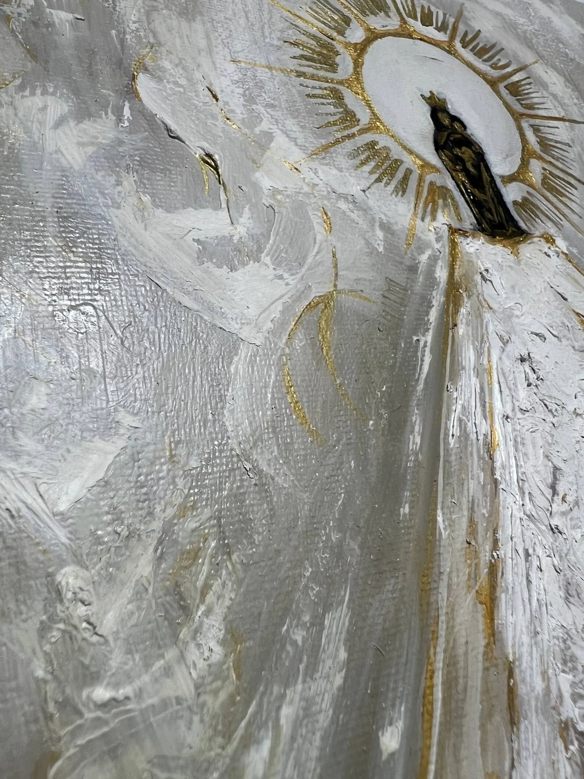 Detalle de la materia y el oro de LA LUZ